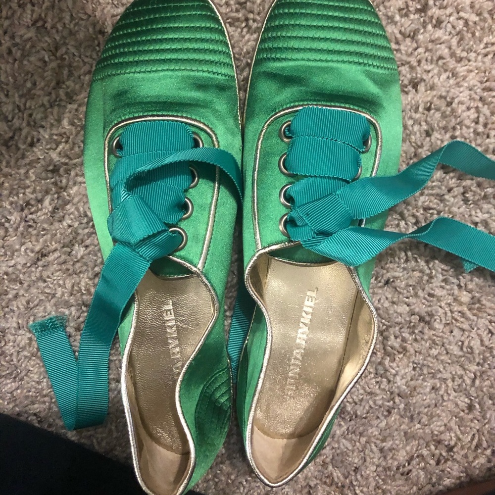 NWOT Emerald Green shoes